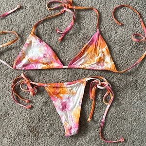 FRANKIES TIE DIE BIKINI SET